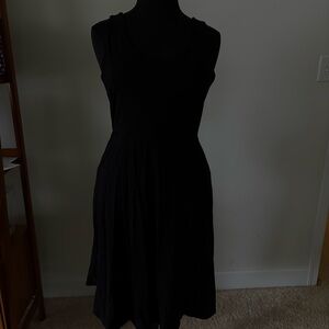 Pact Elegant Black Sleeveless Midi Dress